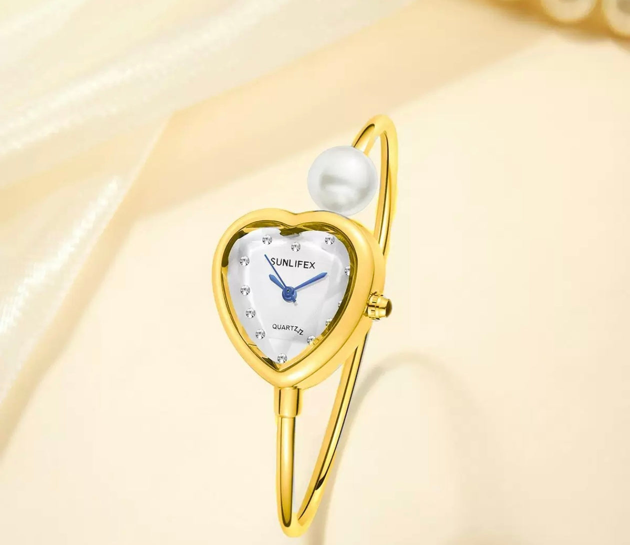 The Muth Mani Watch - Heart Shaped