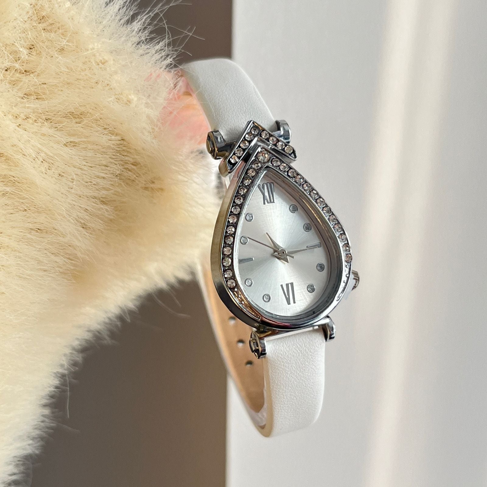 Dale Water Droplet Watch